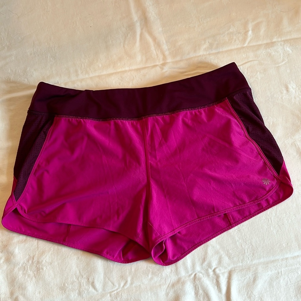 Women’s Athleta Magenta Pink Running Shorts Size L
